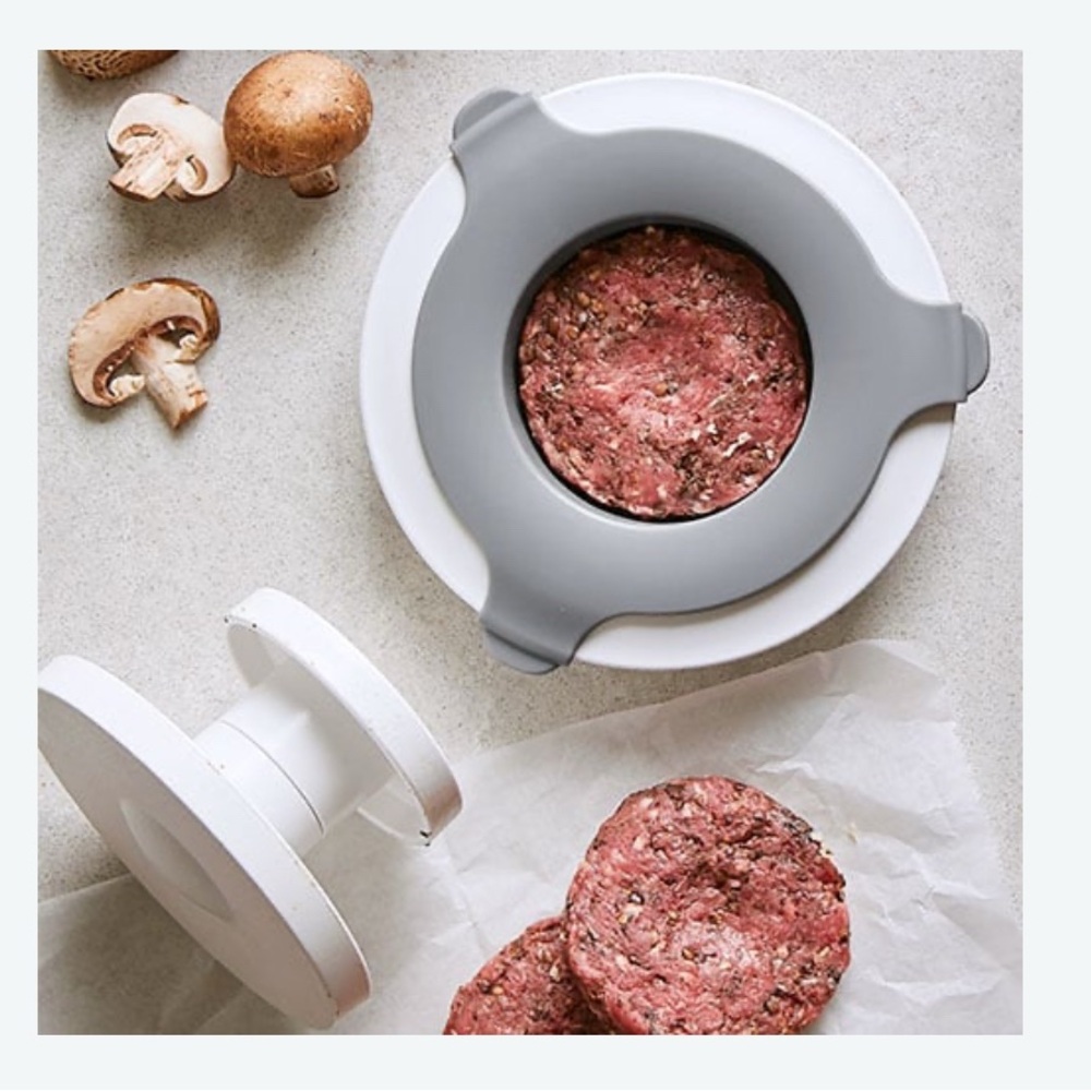 ⭐️ 5/$15 Pampered chef burger and slider press